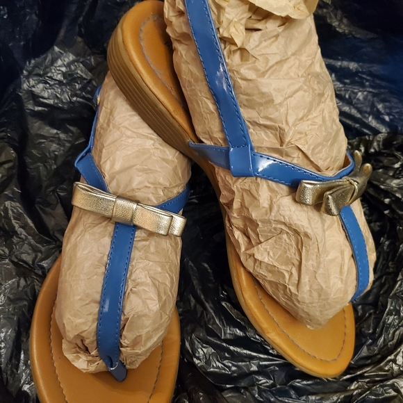 Women's Thong Sandals- Blue - Picture 13 of 15